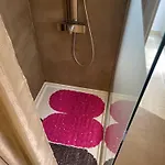 Charming In Center, 75 M² With Terrace * Σαρλρουά