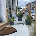 Charming In Center, 75 M² With Terrace * Σαρλρουά