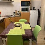 Charming In Center, 75 M² With Terrace *