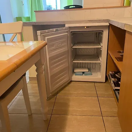 Apartment With Furnished Terrace And Wifi At Charleroi