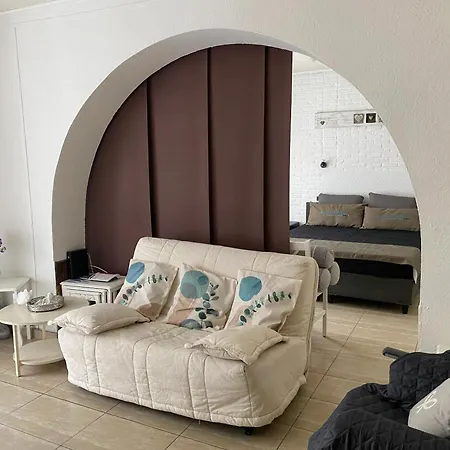 Lejlighed Charming In Center, 75 M² With Terrace *