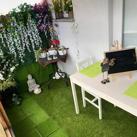Lejlighed Charming In Center, 75 M² With Terrace *