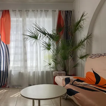 Charming In Center, 75 M² With Terrace Lejlighed *