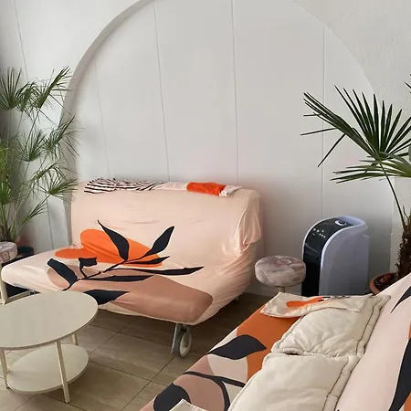 Lejlighed Charming In Center, 75 M² With Terrace *