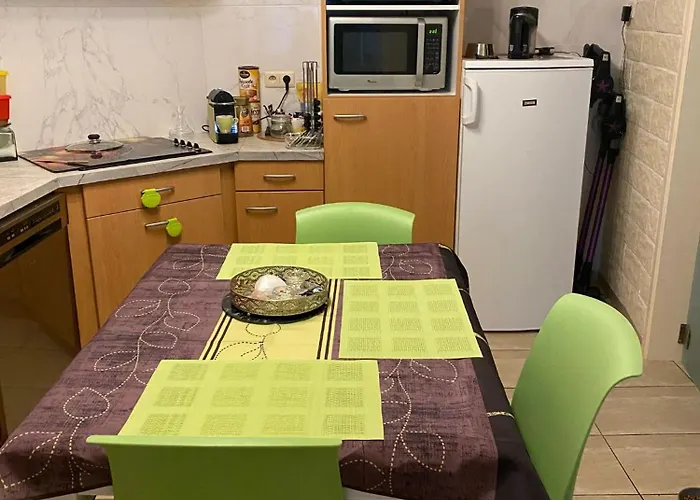 Charming In Center, 75 M² With Terrace *